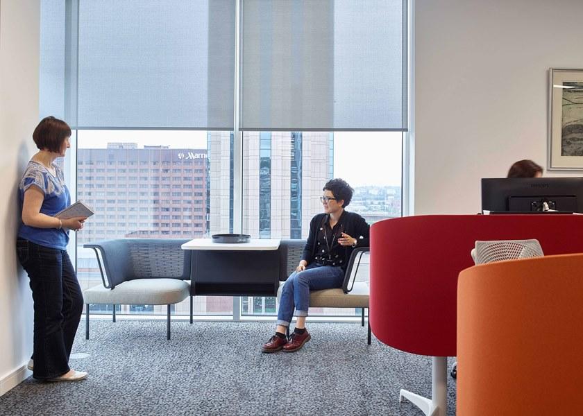 Herman Miller Модульный стол с регулируемой высотой и встроенной полкой Locale sun-id-1403367 - Вид №7