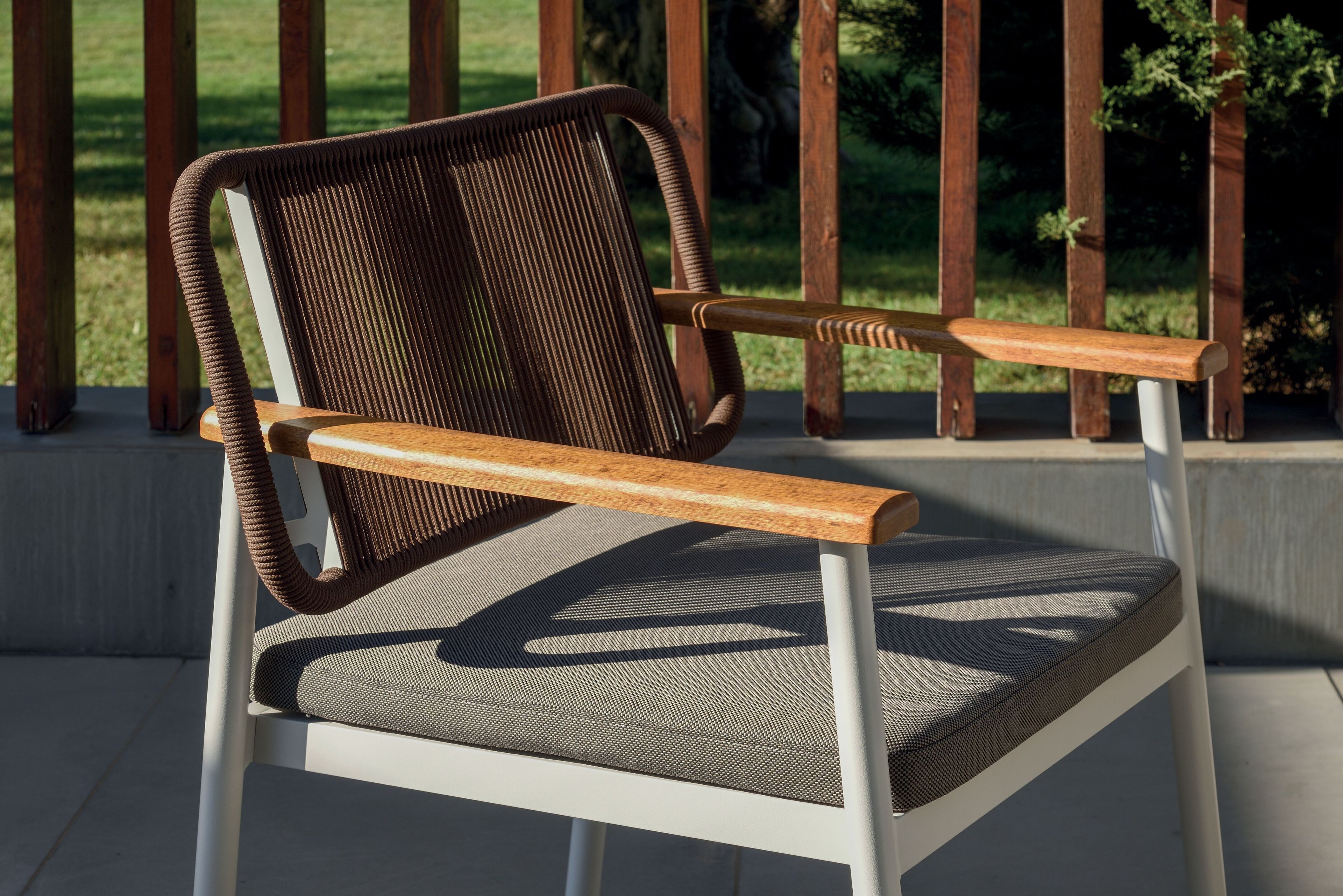 Садовый стул с подлокотниками 10Deka Sensoria ARCH-00144436 - Вид №2