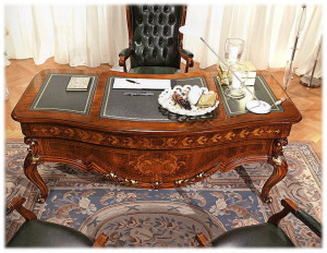 Письменный стол  ANTONELLI MORAVIO 8057