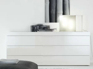 JESSE Деревянный лакированный комод Stage