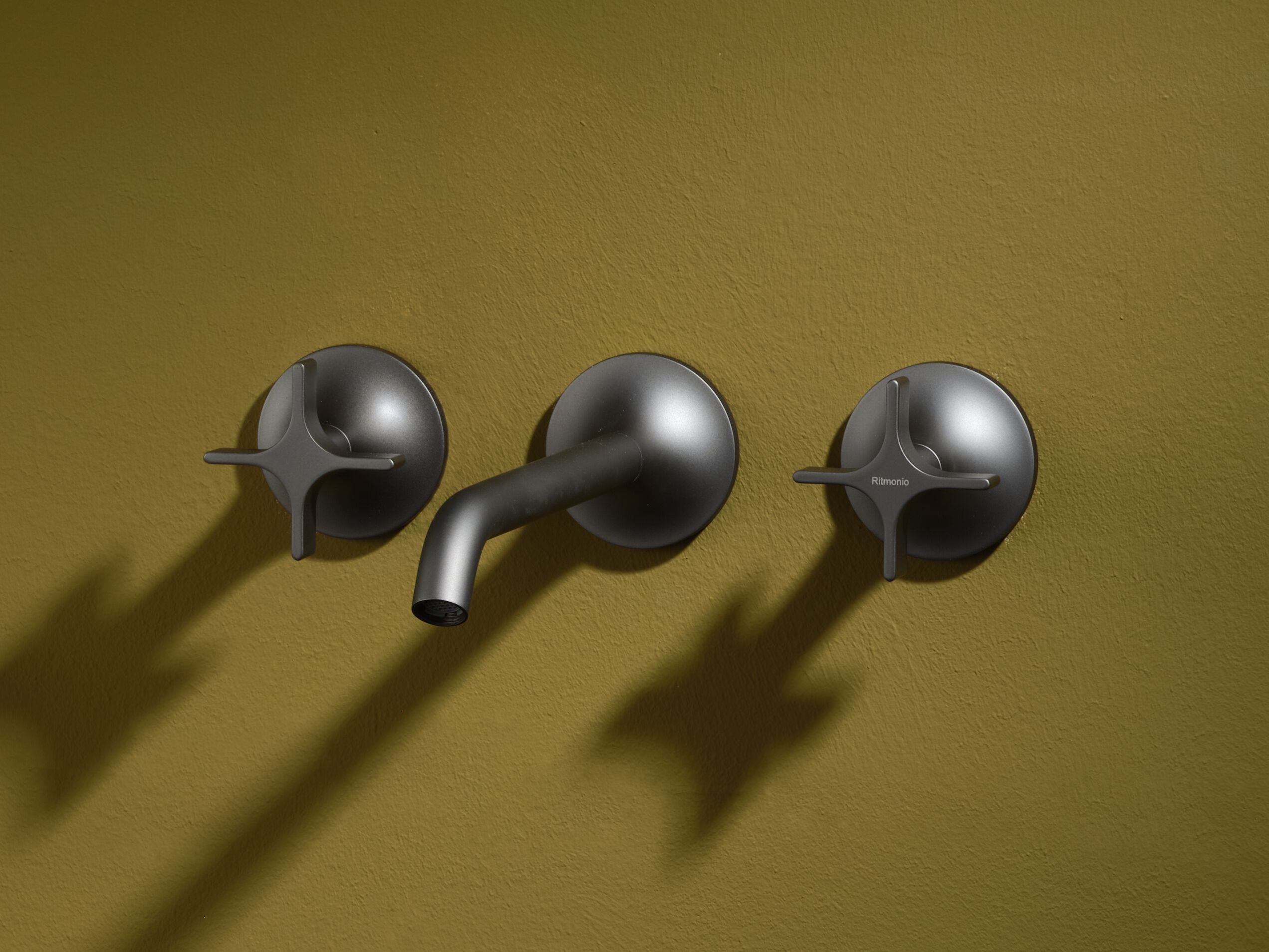 Настенный смеситель для раковины с 3 отверстиями Ritmonio Diametro35 Cross ARCH-00098250