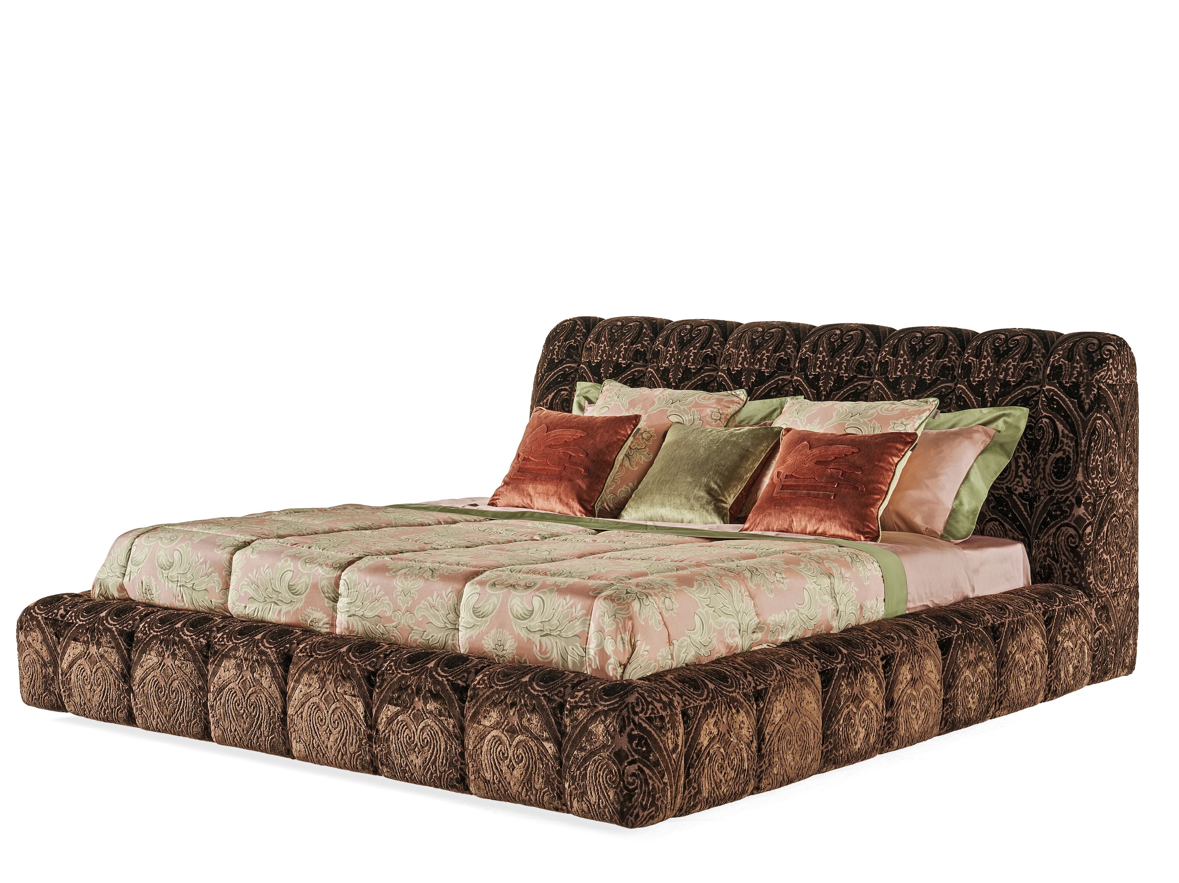 Двуспальная мягкая кровать из ткани ETRO Home Interiors Quiltana ARCH-00024177