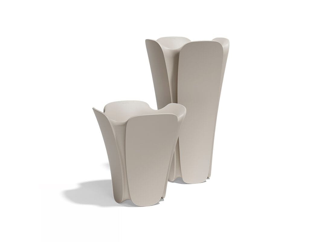 Высокий яркий садовый горшок Vondom Pezzettina ARCH-00118217