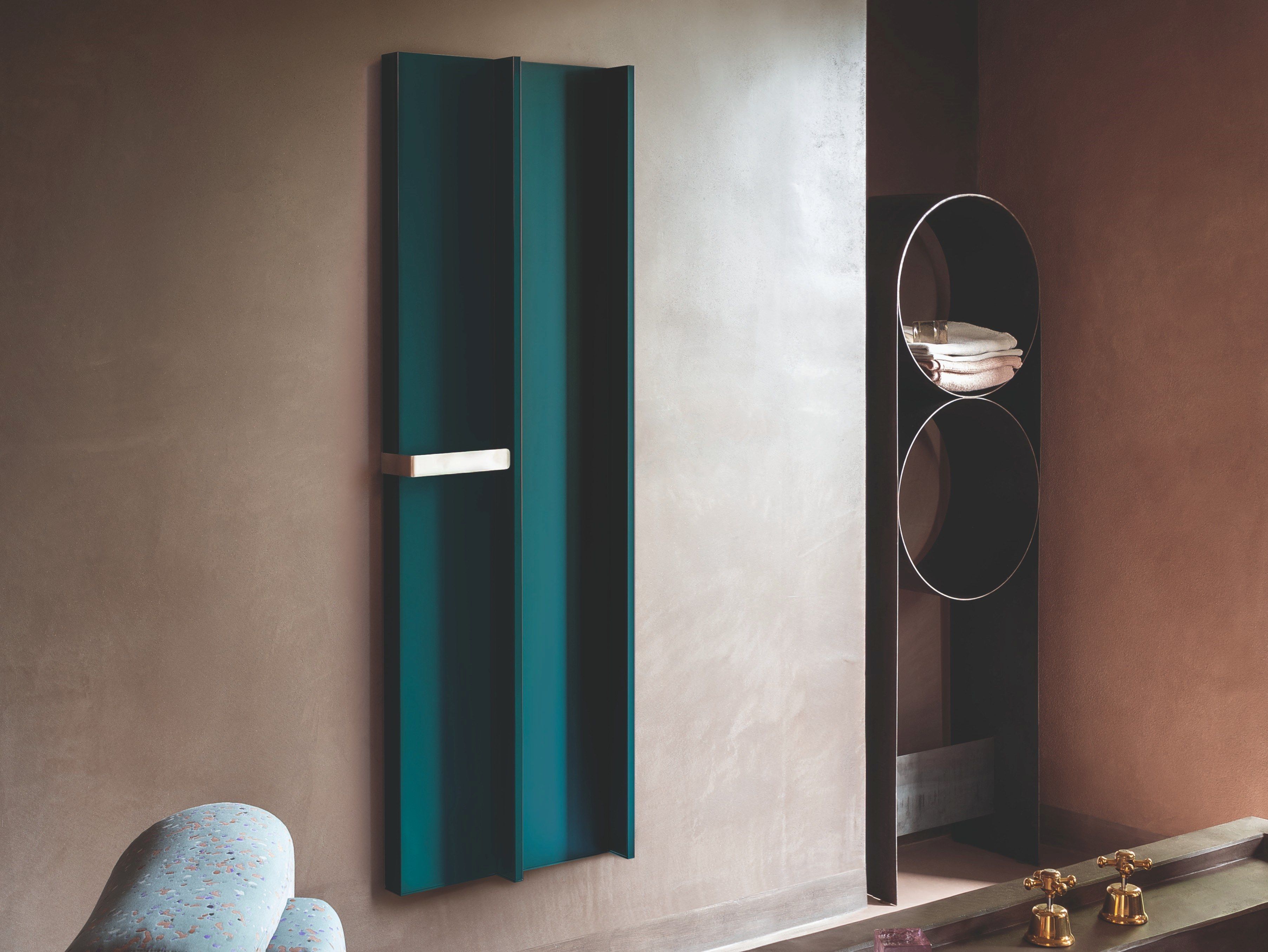 Вертикальный электрический полотенцесушитель Tubes Elements ARCH-00093705