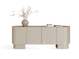 Окрашенный металлический шкаф