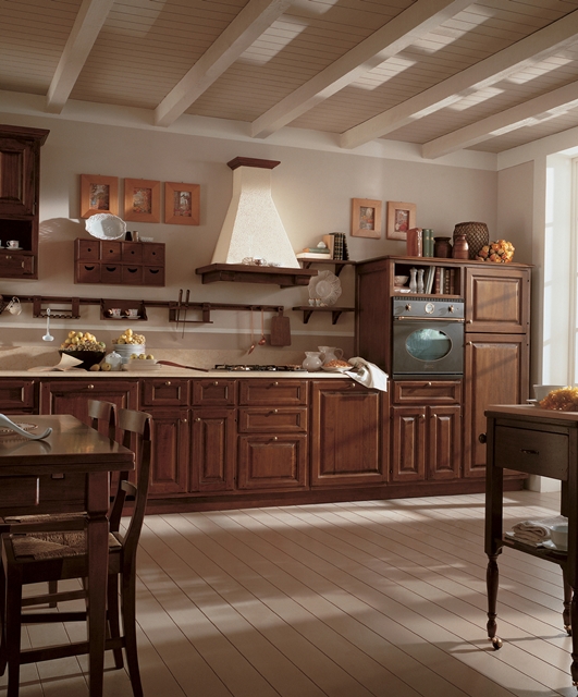 205 Tifernoit Кухня с восковым лаком "Светлый орех" Cucina