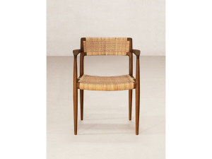 Стул из тикового дерева с подлокотниками