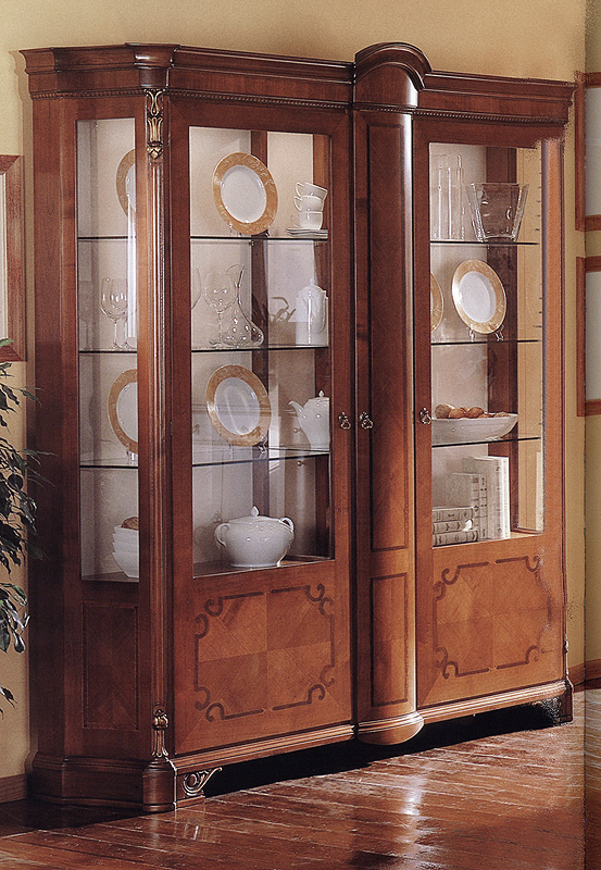 Витрина  GUERRA VANNI 2105 