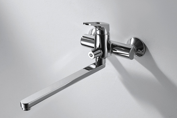 Смеситель для ванны излив 300 мм БЕЗ аксессуаров DROP-D F648162C-01A bravat - Вид №1