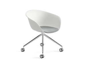 4-спицевое кресло со встроенной подушкой