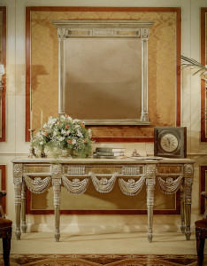 Консоль  BELLONI 2484/D