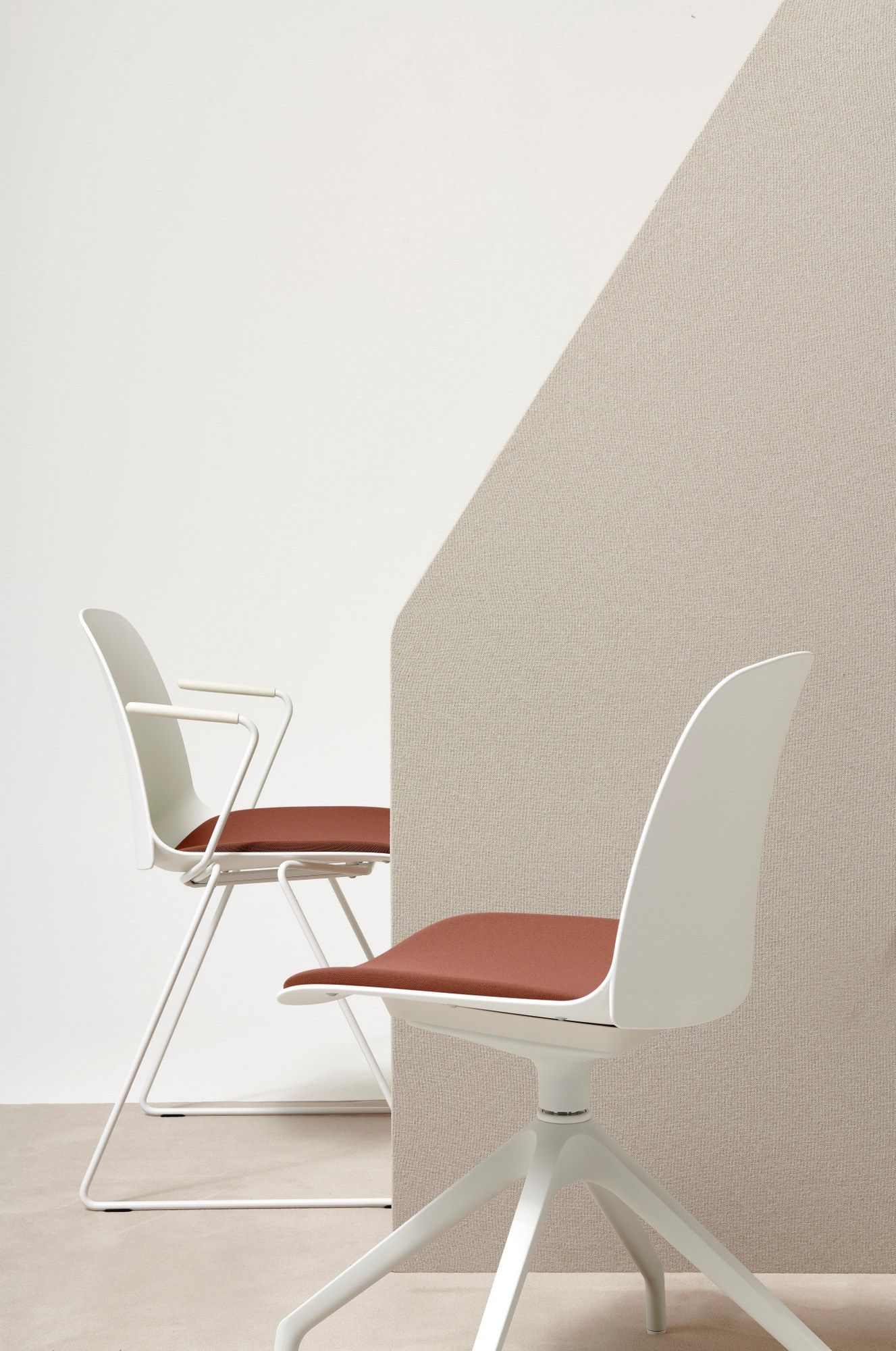 Стул для конференций из полипропилена с подлокотниками Diemme Kire ARCH-00128245 - Вид №2