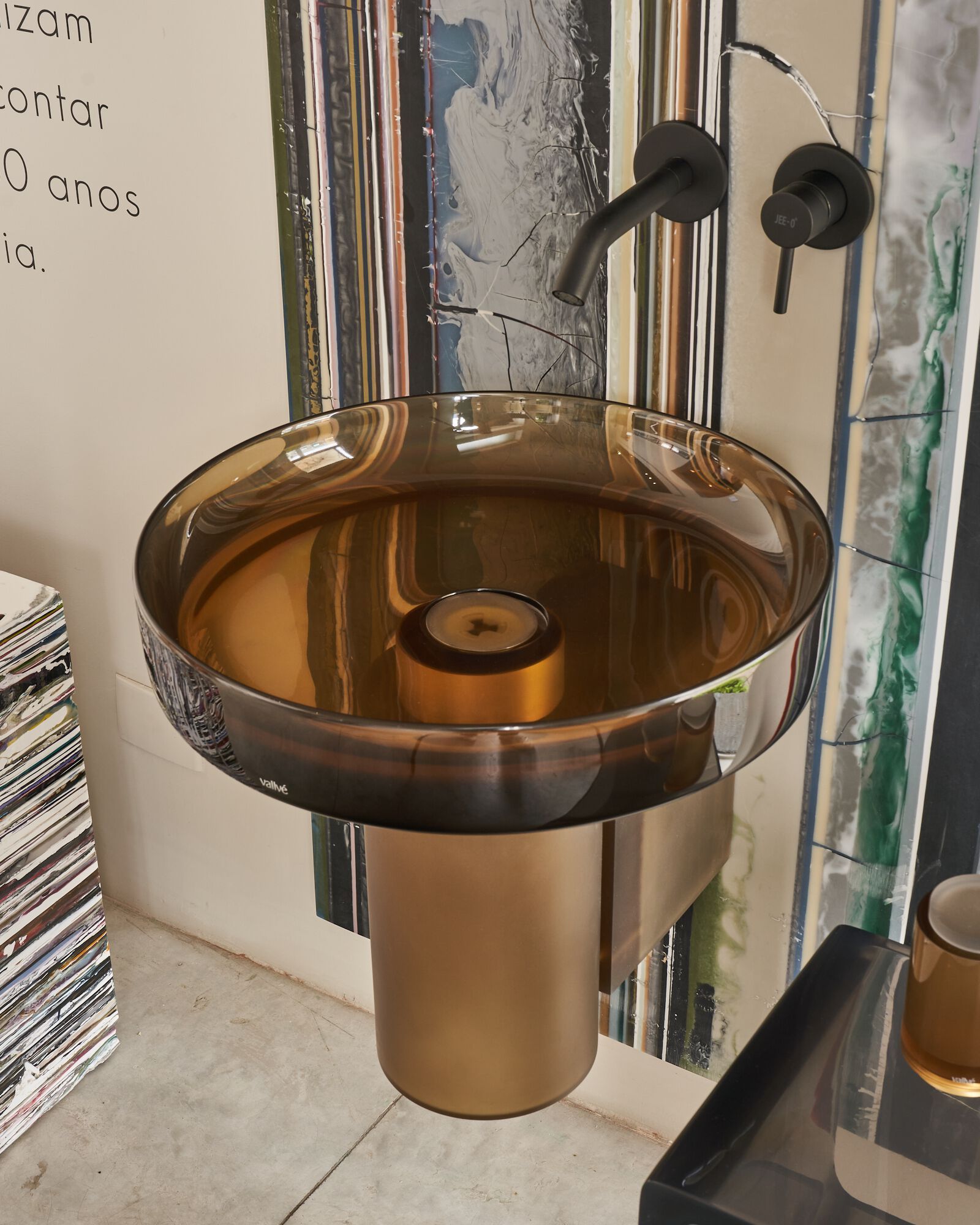 Круглый подвесной умывальник из смолы Vallvé NILO ARCH-00088540 - Вид №6