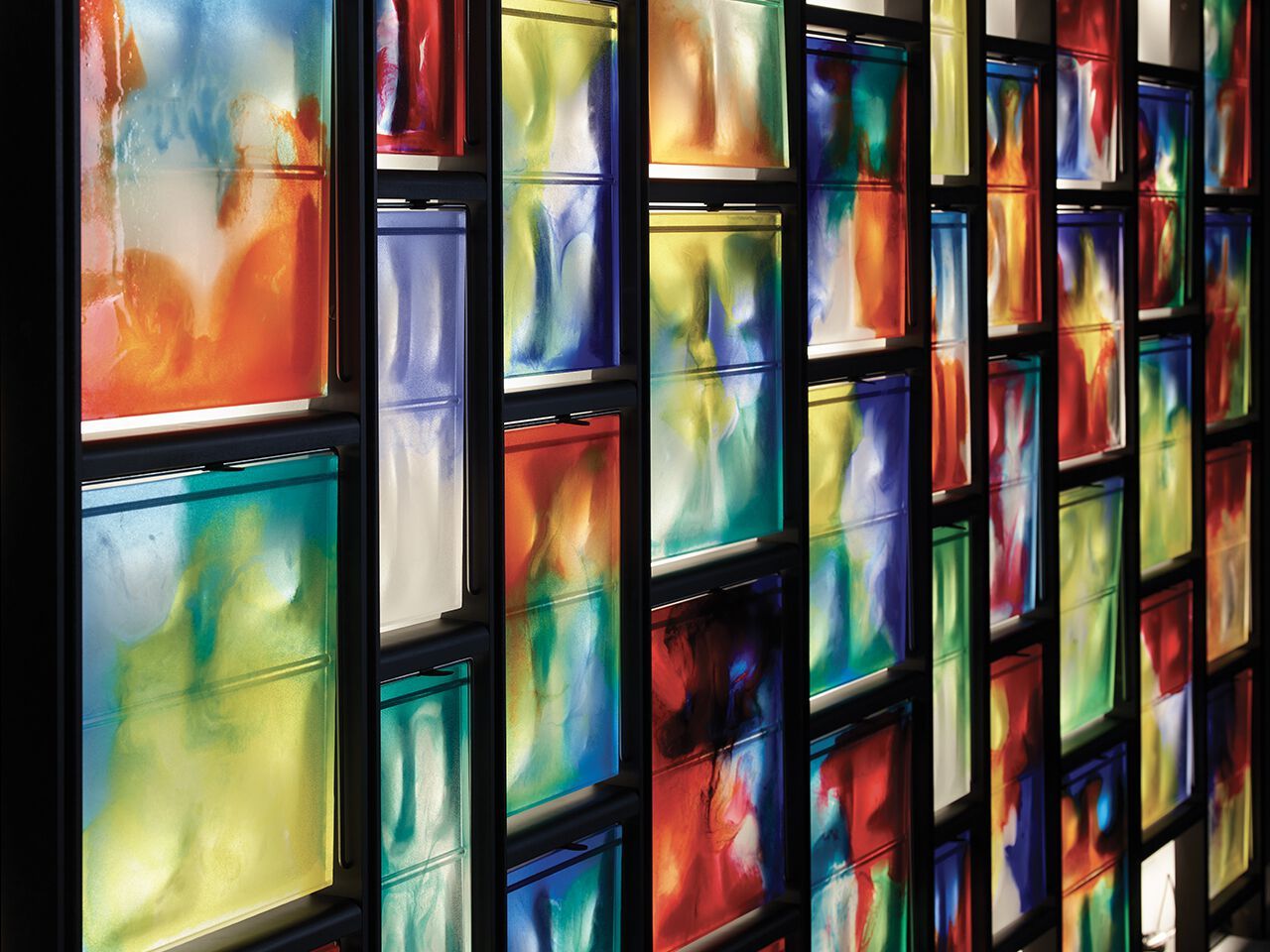 Настенный книжный шкаф из смолы и бука с освещением Bottega Ghianda LUIGI (O MI AMATE VOI) ARCH-00144101 - Вид №1