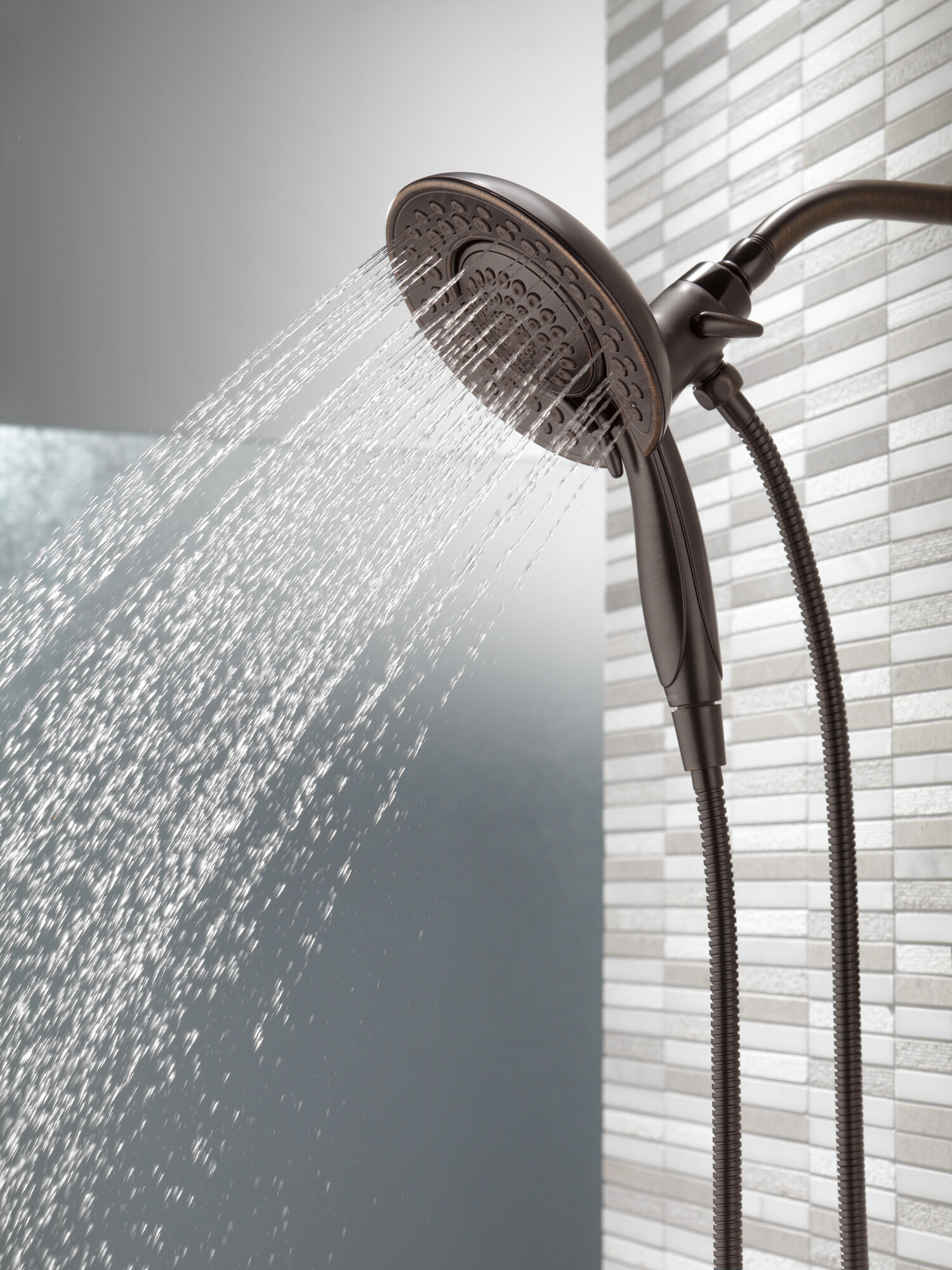 58569-RB-PK In2ition® Душ 2 в 1 с 5 настройками Delta Faucet Universal Showering Венецианская бронза  - Вид №8