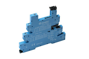 18577093 Розетка MasterPLUS для реле 34 серии с винтовыми клеммами, = 24В AC/DC, 6А, 93630024 Finder
