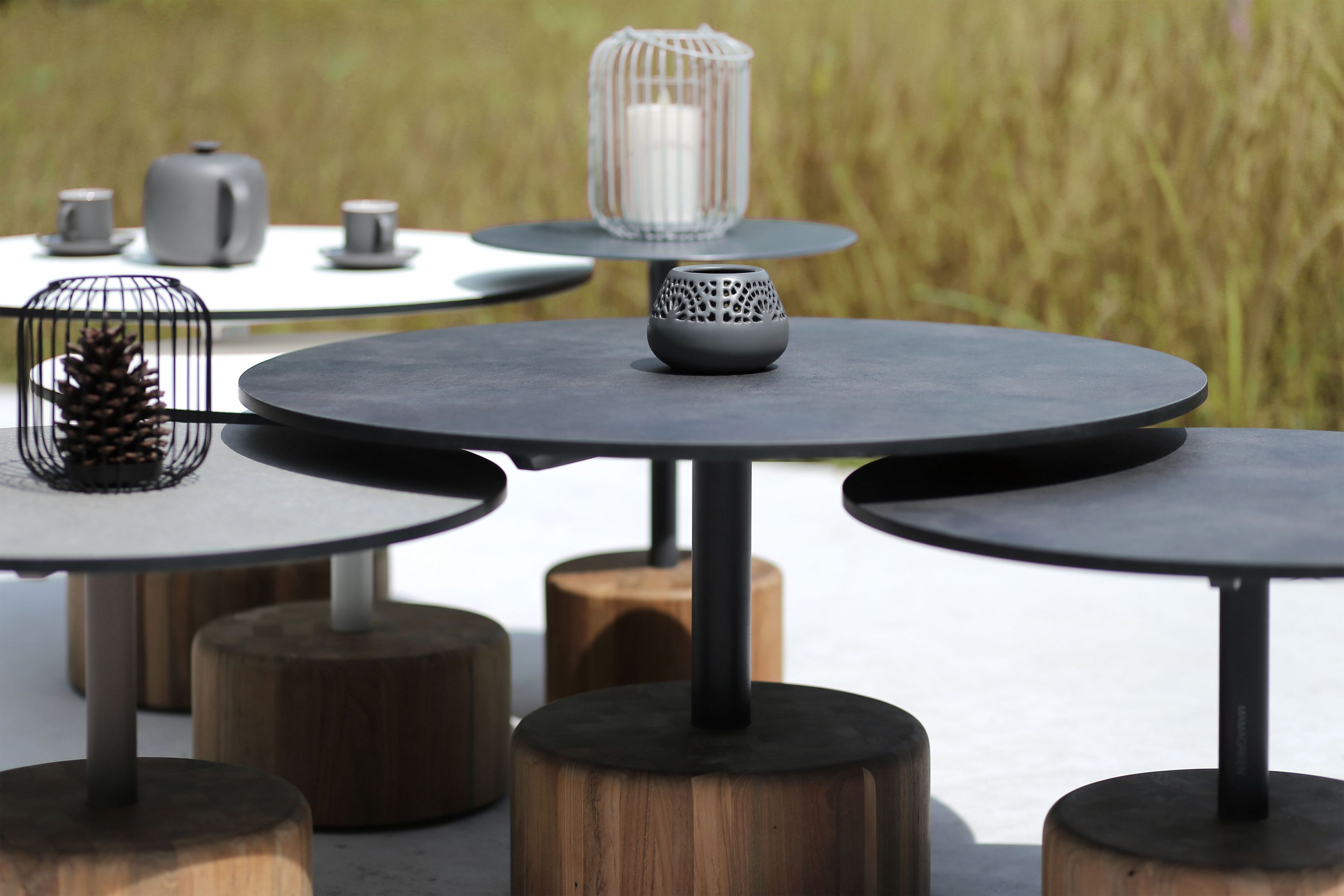 Круглый стол с верхней частью HPL и каменным основанием MAMAGREEN Glyph ARCH-00064911 - Вид №8