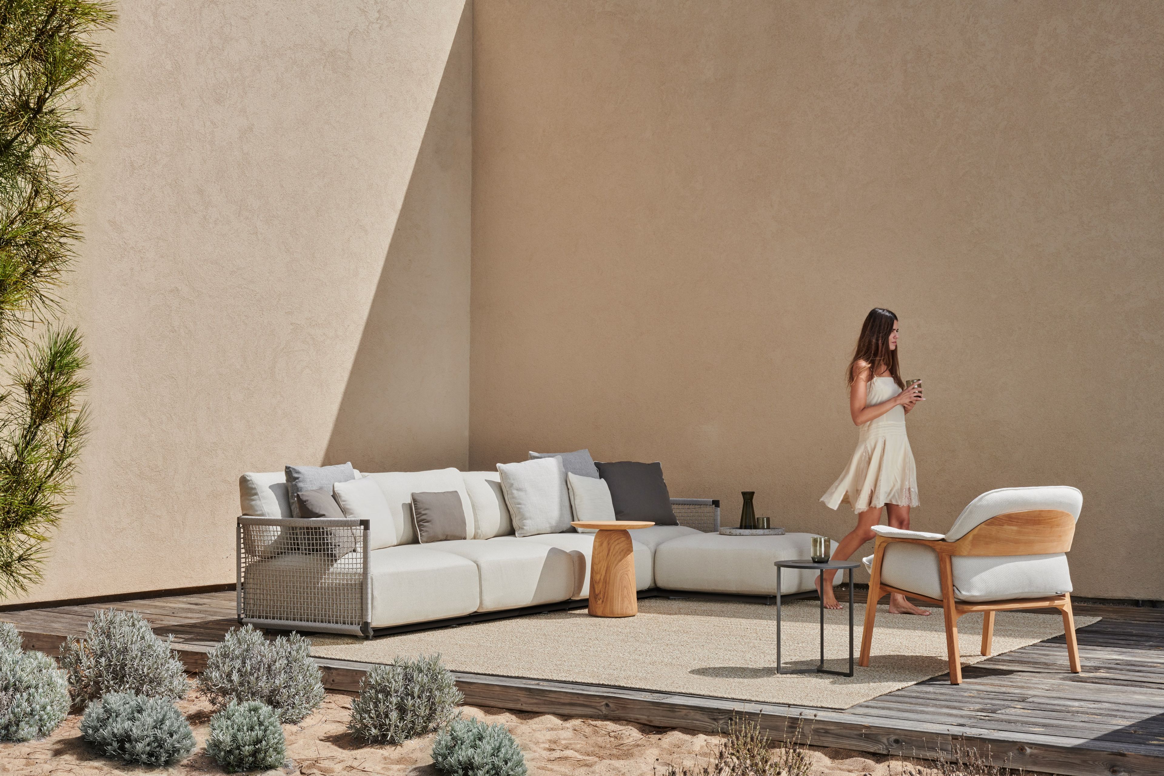 Круглый стол из тикового дерева TRIBÙ дюны ARCH-00062659 - Вид №12