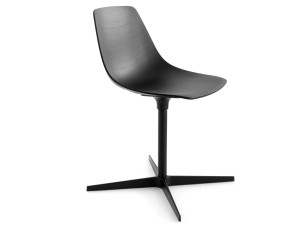 Спицевое кресло в фанере