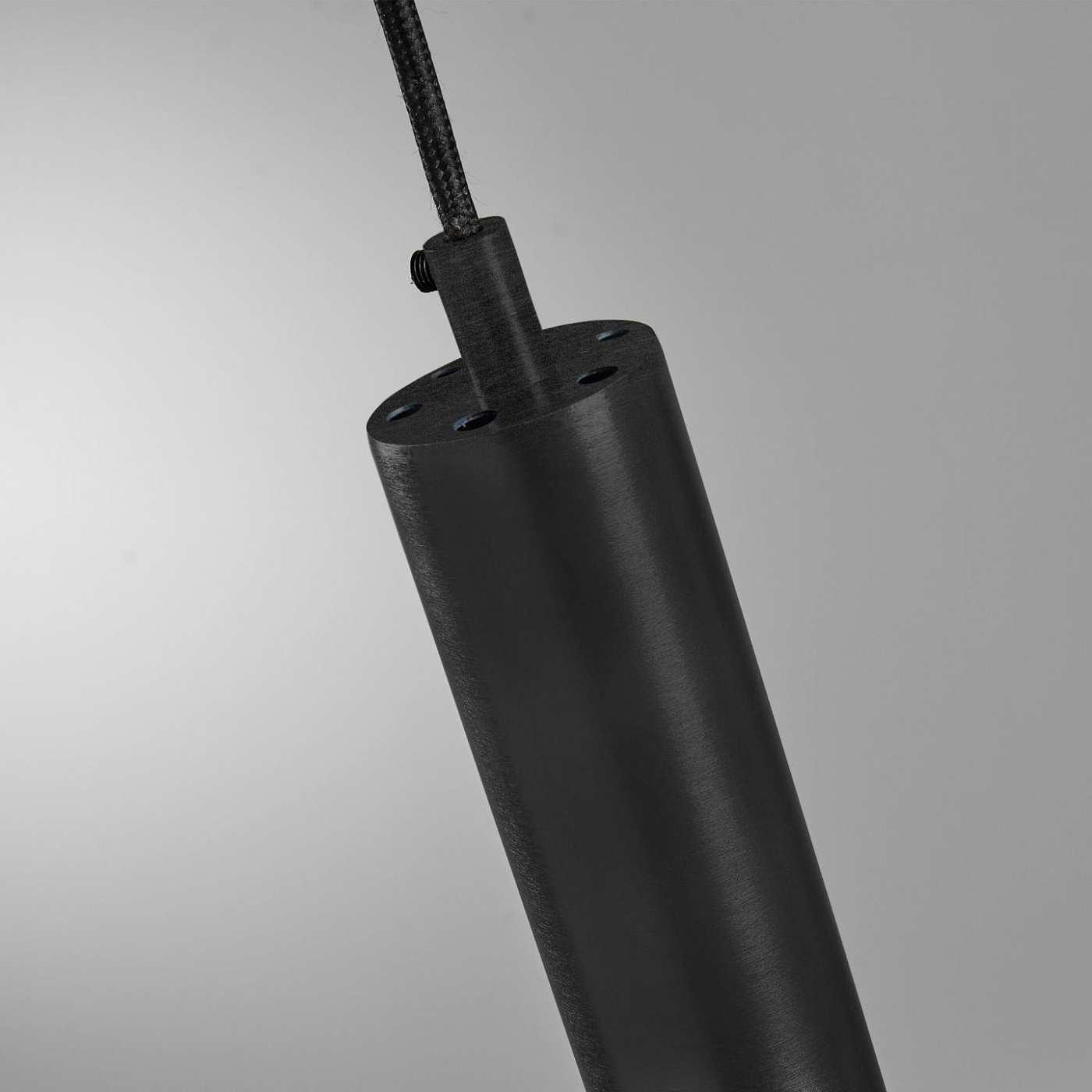 068427 Подвесной светильник Maude черный La Forma Laurie 