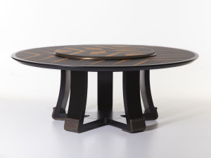 Круглый деревянный стол с Lazy Susan