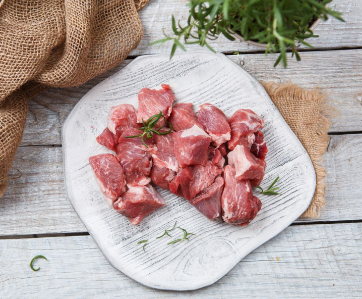 6973 Гуляш свиной из Венгерской Мангалицы Вкусляндия 