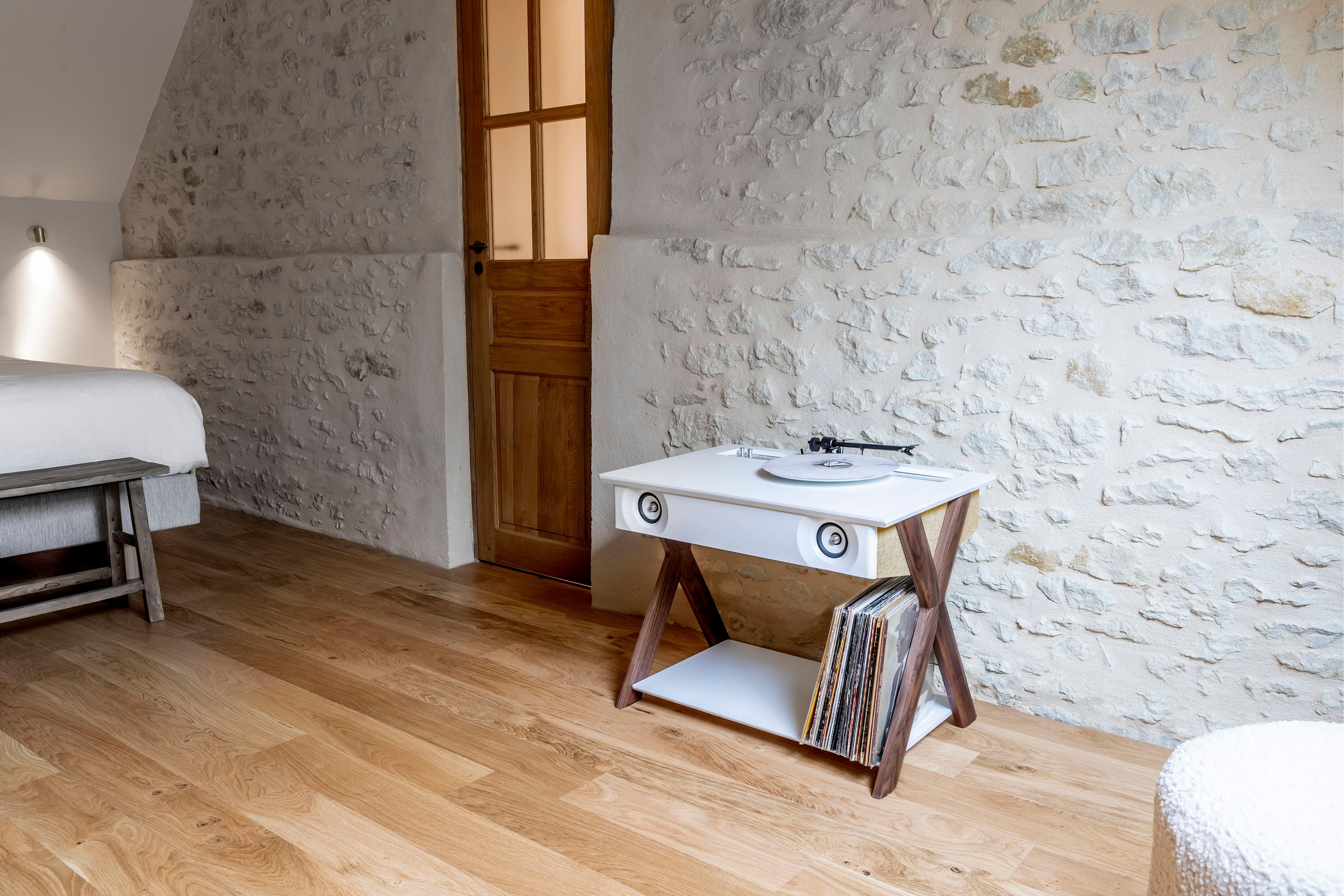 Акустический динамик из орехового дерева с поворотным столом La Boite concept LX X ARCH-00005478 - Вид №12