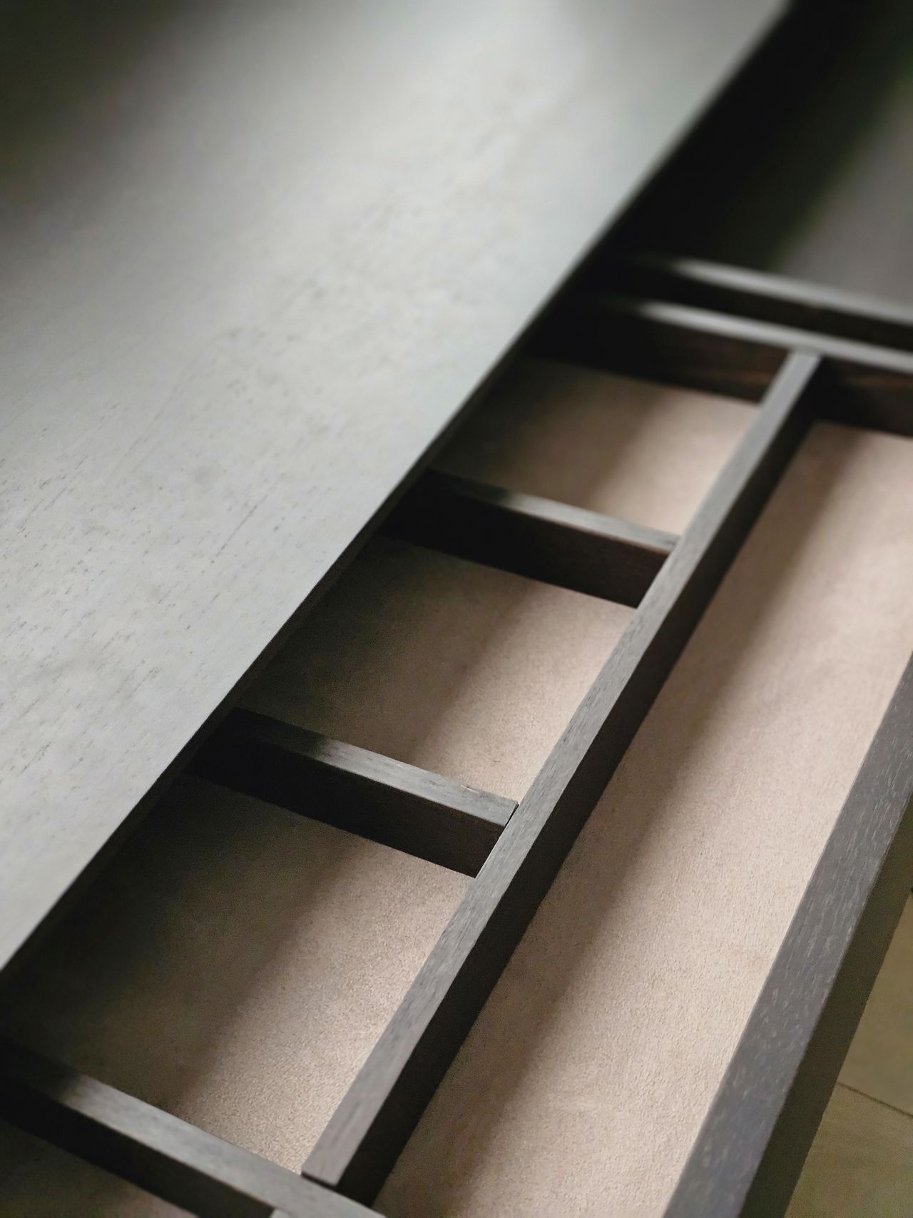 Шкаф из дерева и стекла с распашными дверцами и ящиками Hurtado Evolution ARCH-00137667 - Вид №1