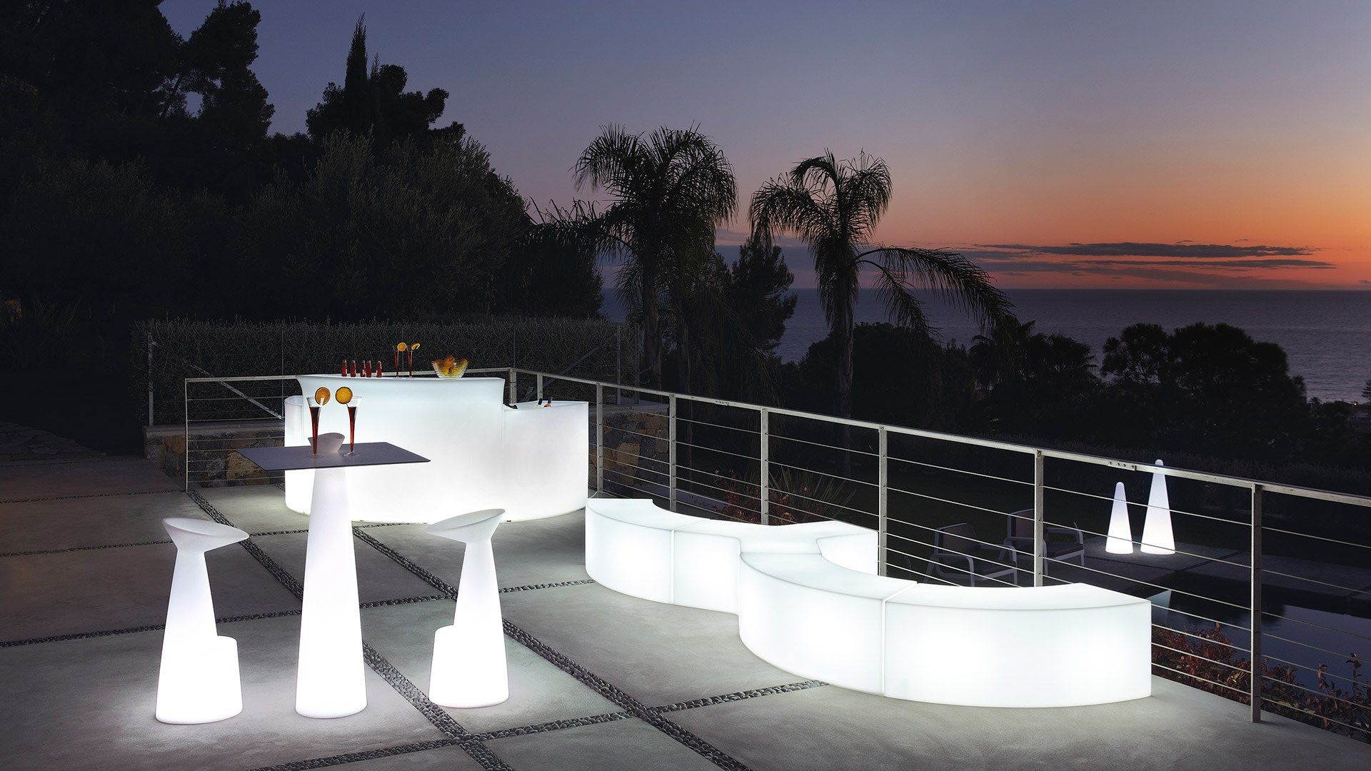 Скамейка из полиэтилена SLIDE YPSILON ARCH-00020314 - Вид №1