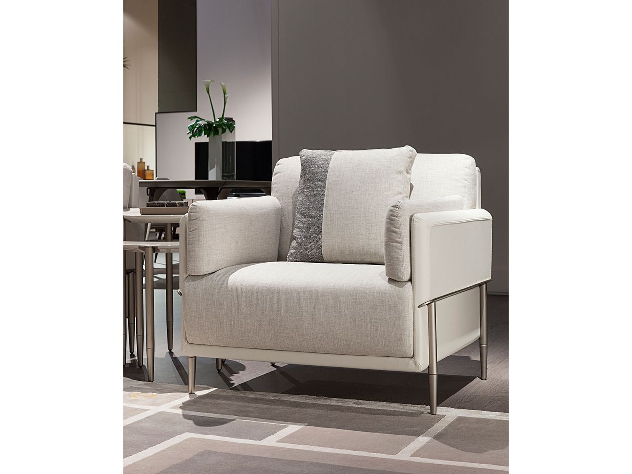 Кресло из ткани и кожи с подлокотниками Turri ноль ARCH-00080715 - Вид №1