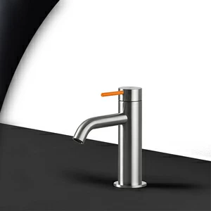 Смеситель для раковины сталь матовая с оранжевой ручкой Toki Radomonte TKI1SCIL14