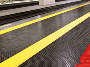 Резиновый настил