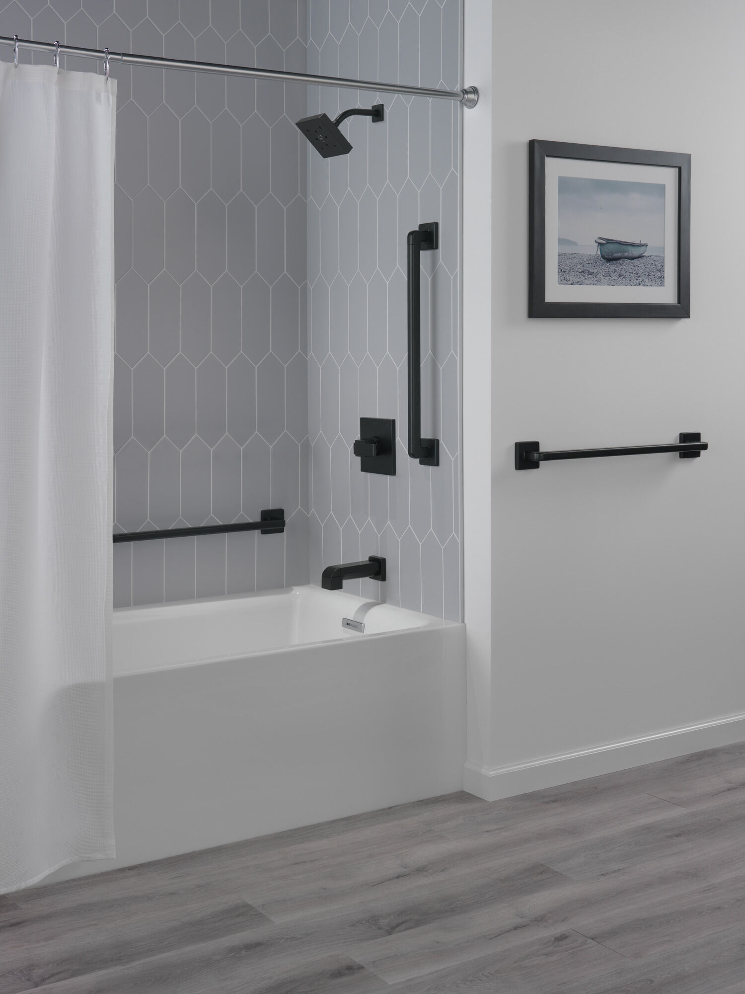 T14467-BL Monitor® 14 Series H2Okinetic® для ванны и душа Delta Faucet Ara Матовый черный - Вид №1