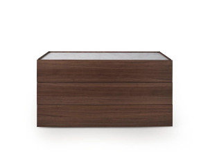 Деревянный комод