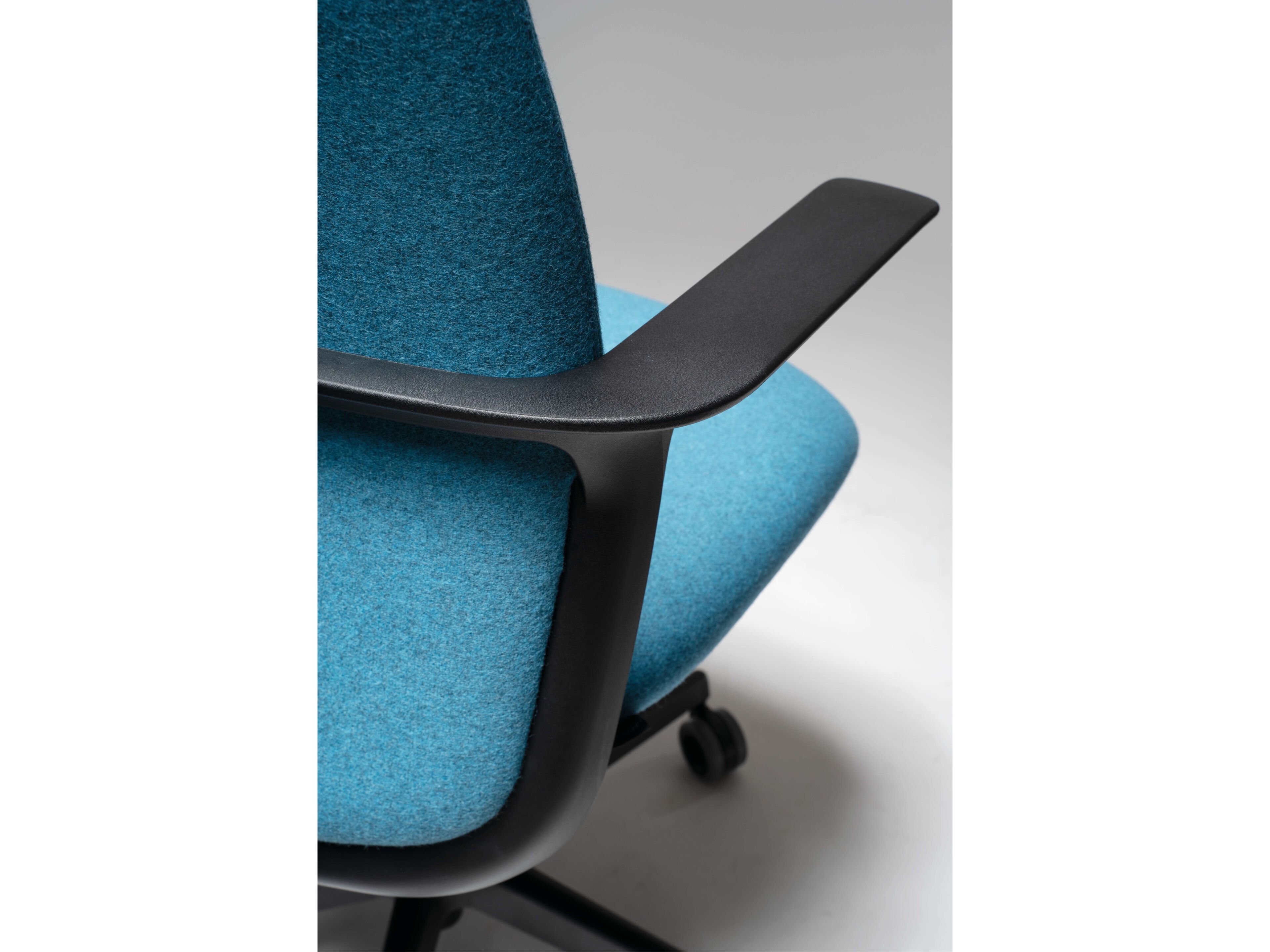 5 спиц с высокой спинкой поворотный операционный офисный стул AP Factor Queens ARCH-00118524