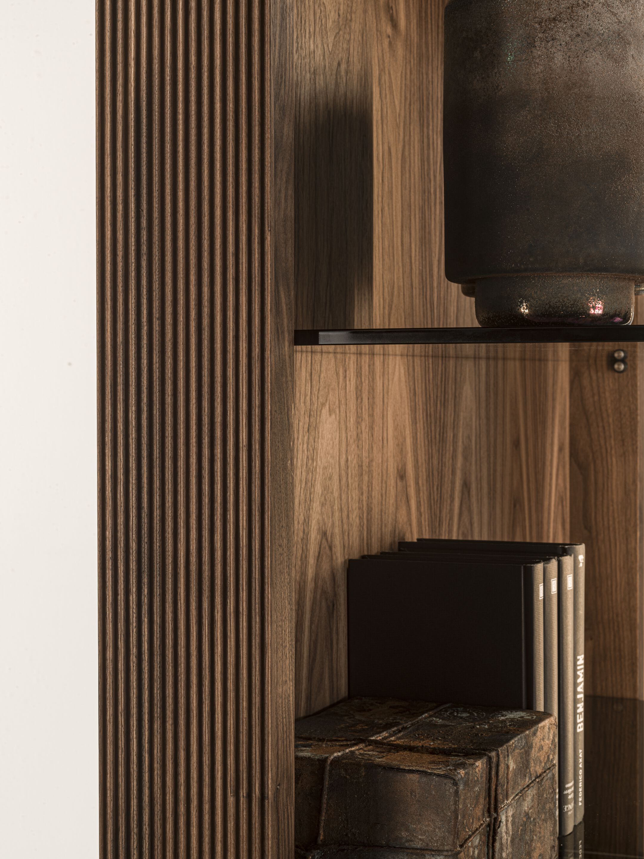 Высокий шкаф из массива дерева с комодом Riva 1920 Revo ARCH-00073583 - Вид №8