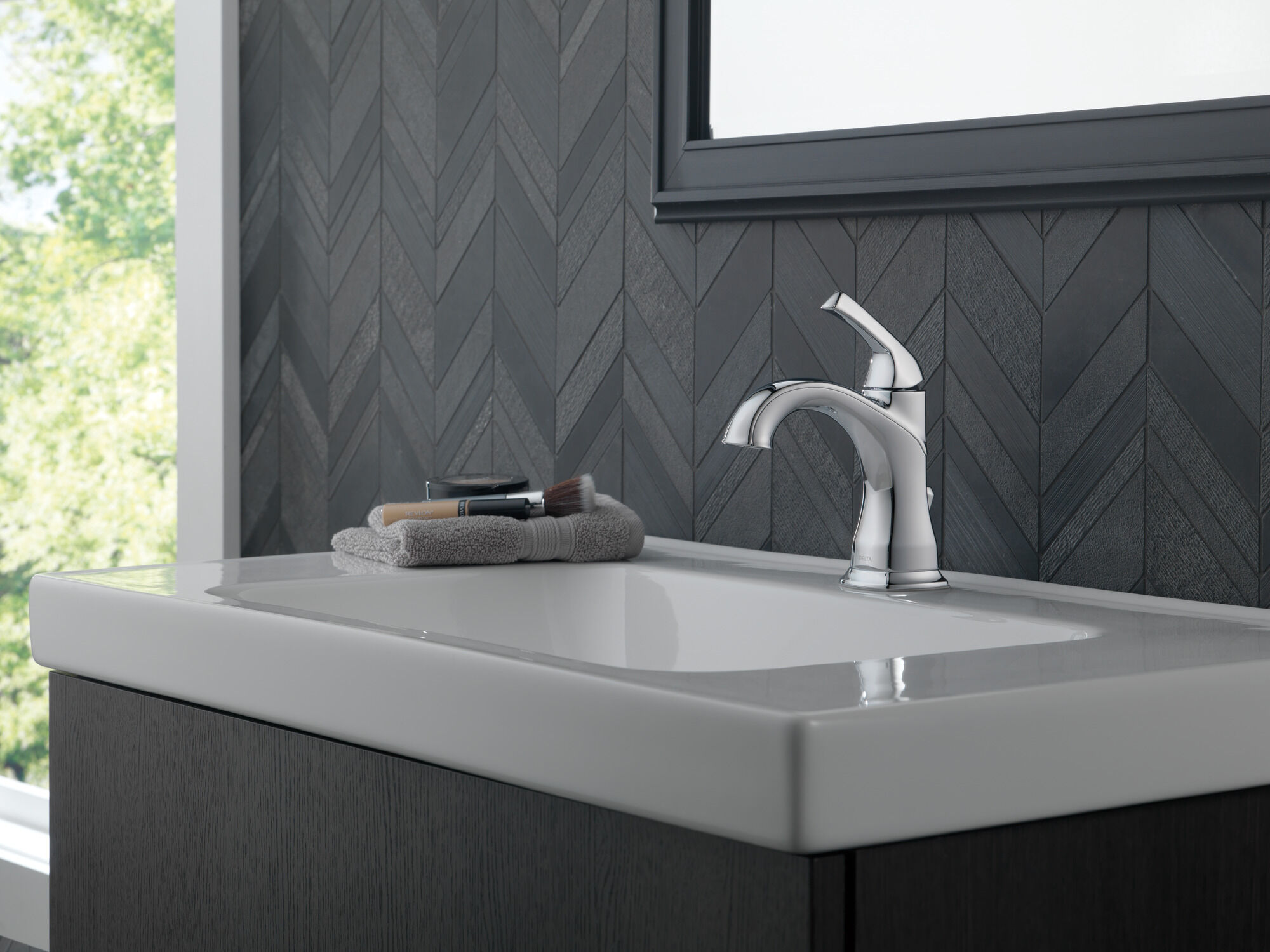 15770LF Смеситель Centerset с одной ручкой Delta Faucet Portwood Хром  - Вид №5