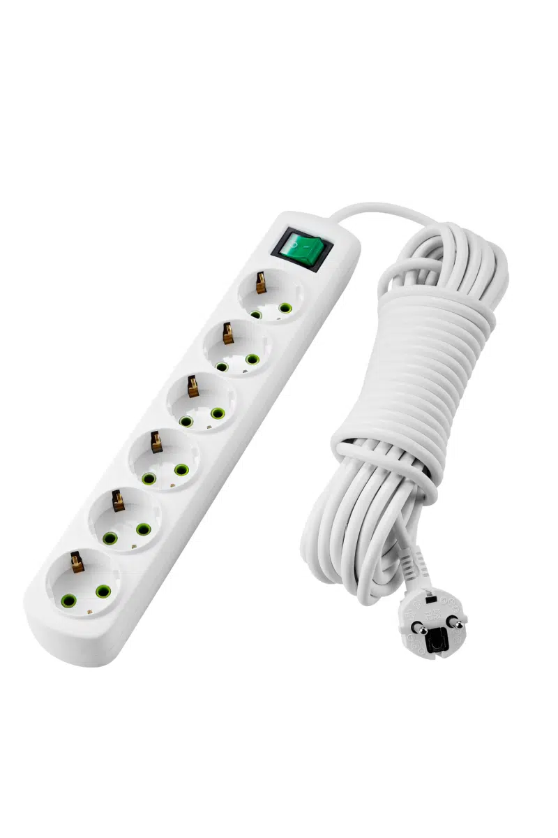 LETITIA Удлинитель с заземлением 6 входа 5 метра с выключателем белый LEZARD 721-0605-602