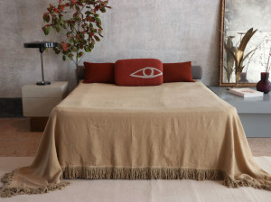 Тяжелое льняное покрывало с бахромой