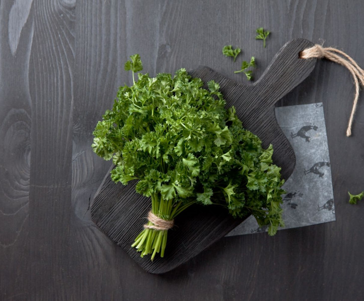 8498 Петрушка кудрявая 30г Вкусляндия 