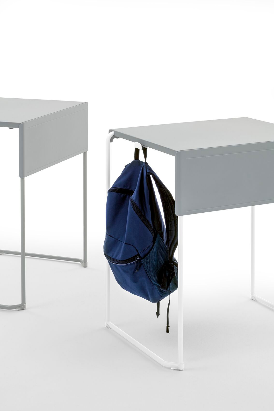 Пластиковая штабелируемая скамья Diemmebi класс ARCH-00051482 - Вид №4