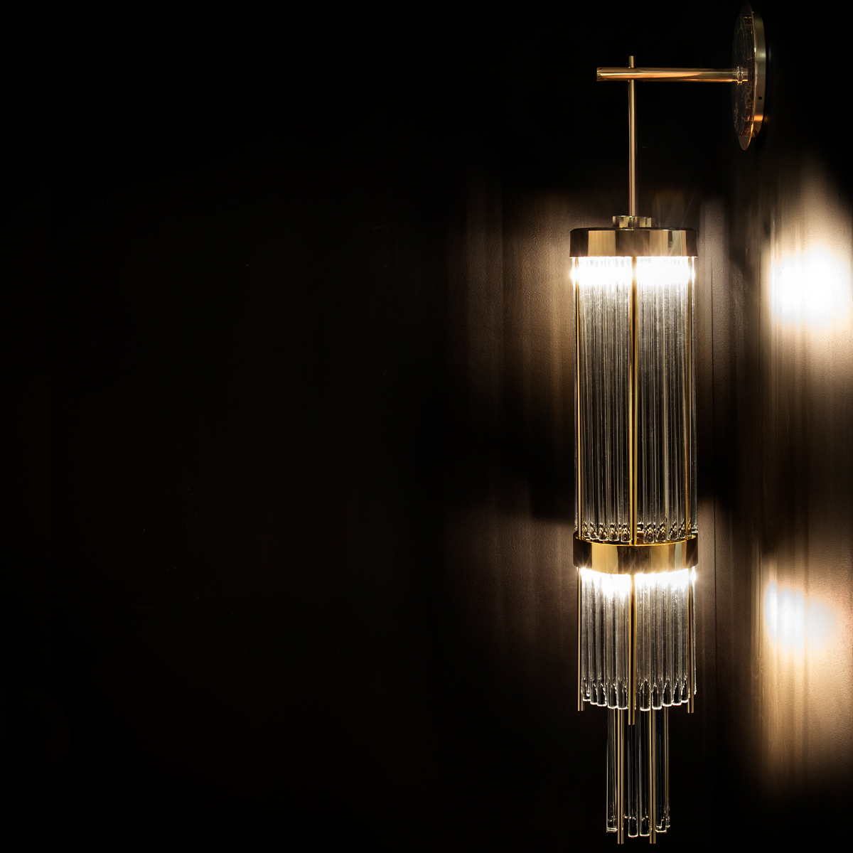 Настенные светильники Pharo II Wall Lamp Covethouse LUXXU  - Вид №1