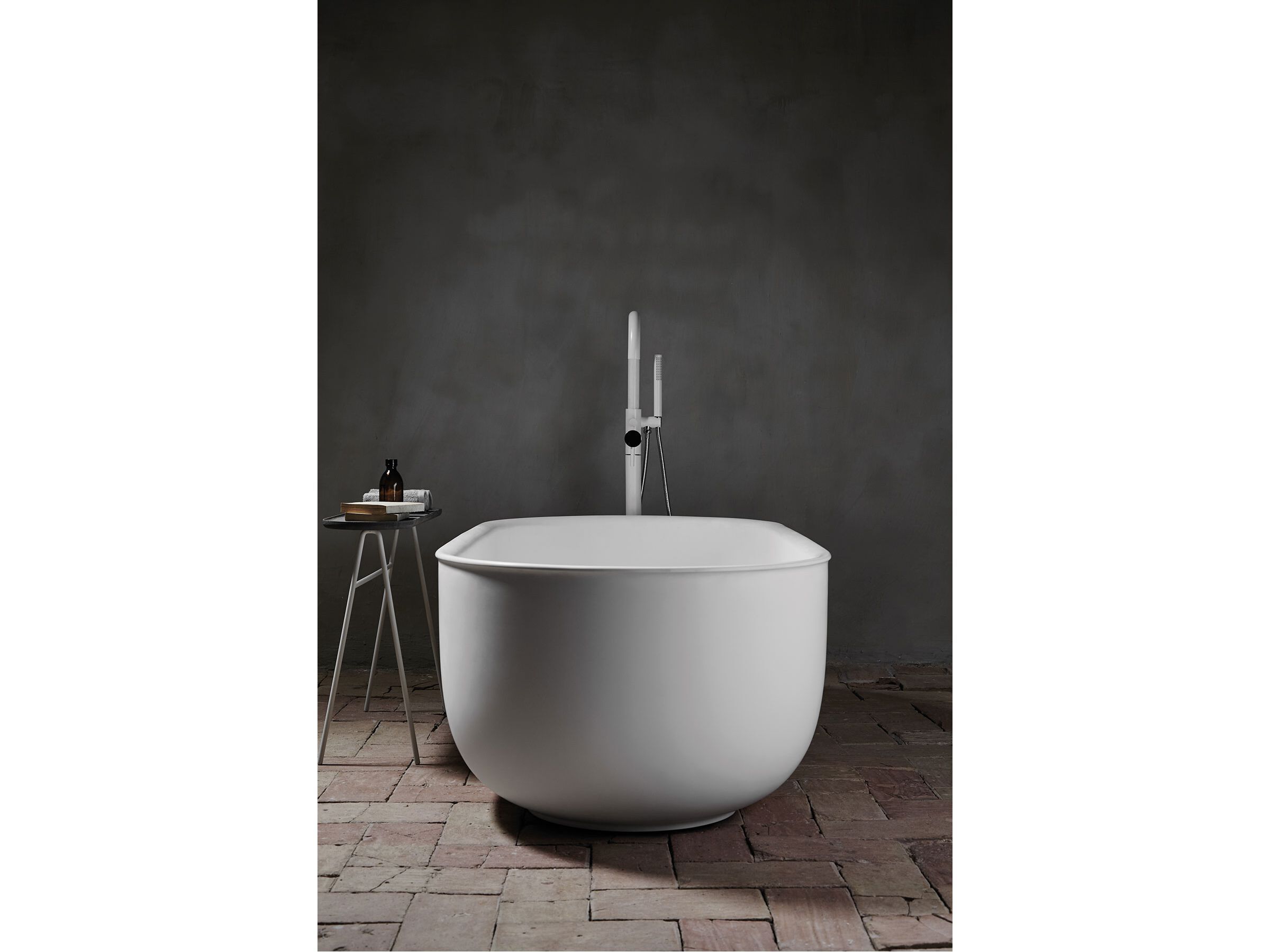 Овальная ванна в центре комнаты Inbani Prime ARCH-00033017 - Вид №13