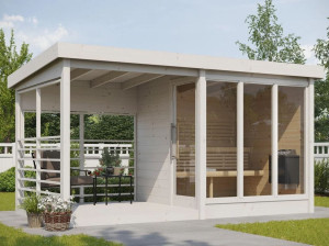 Деревянная сауна на открытом воздухе