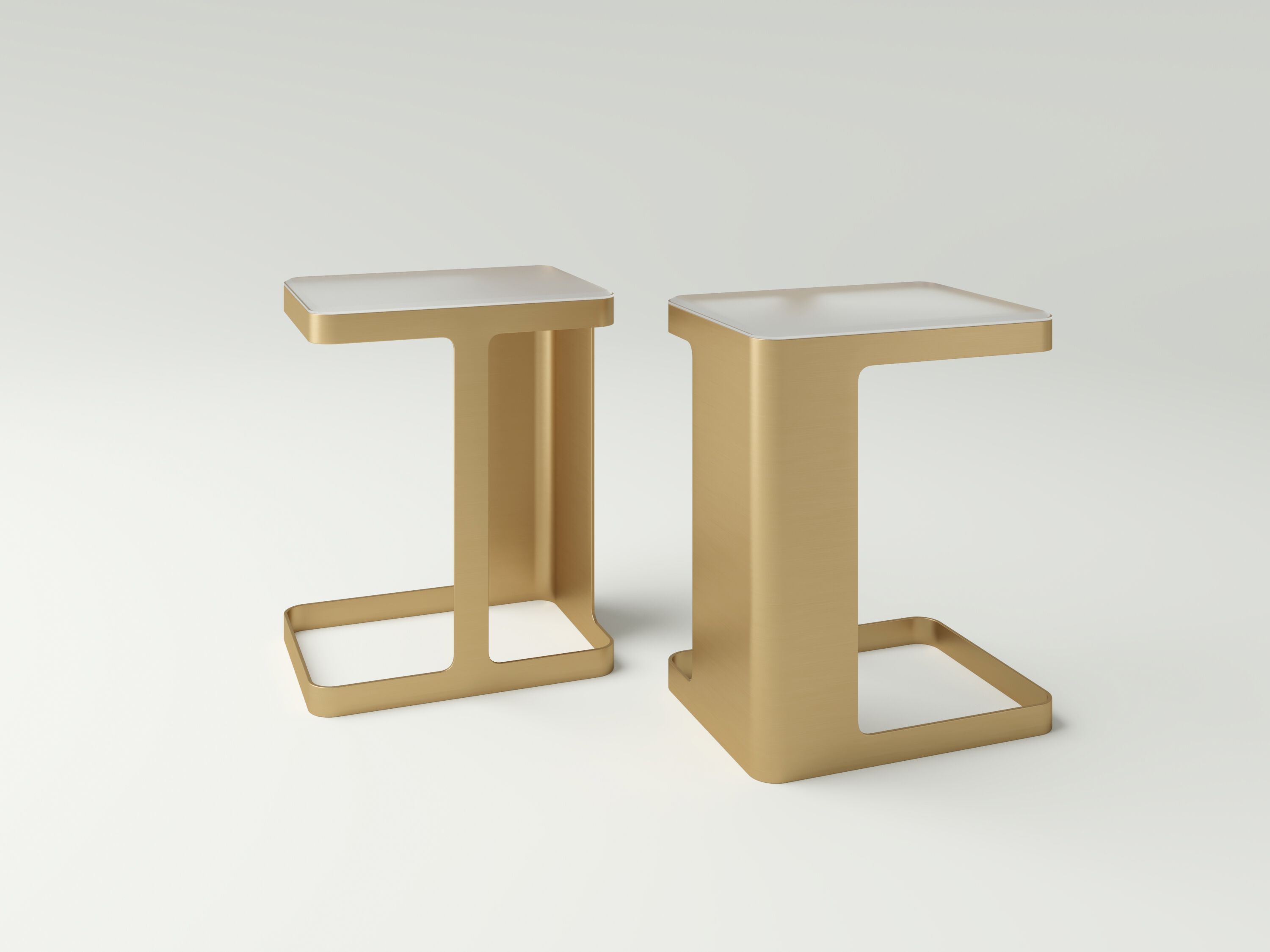 Журнальный столик из латуни и стекла NITZAN HOME ANIKA ARCH-00070509