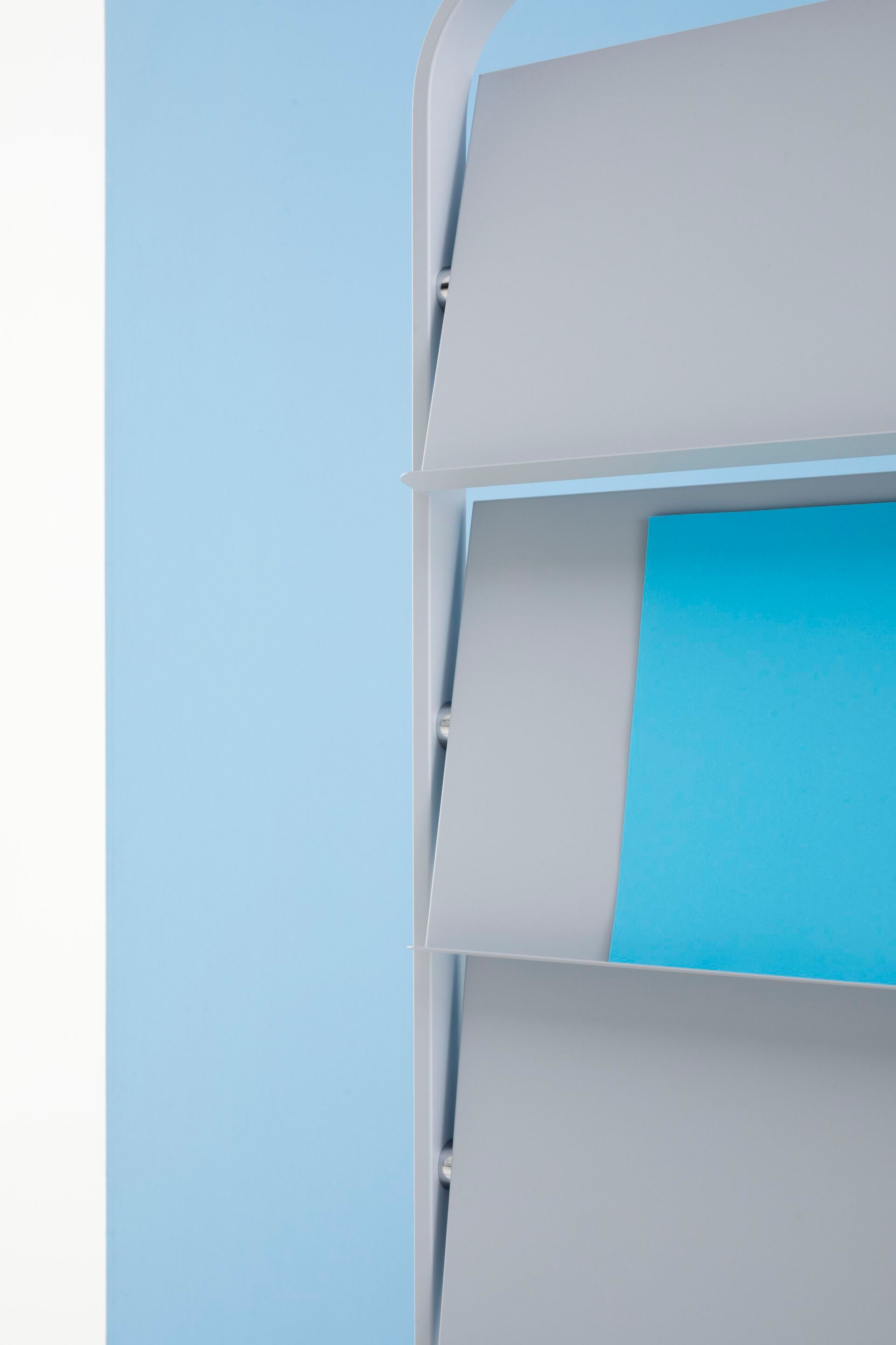 Стальная стойка для журналов с порошковым покрытием Cascando фокус ARCH-00109285 - Вид №2