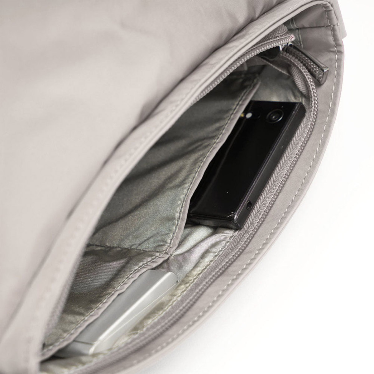 HAUR02/274-03 Сумка HAUR02 Crossover Shimmer RFID Hedgren Aura - Вид №3