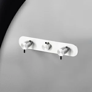 Термостат для душа глянцевая сталь с черной ручкой Toki Radomonte TKI60LCIL22