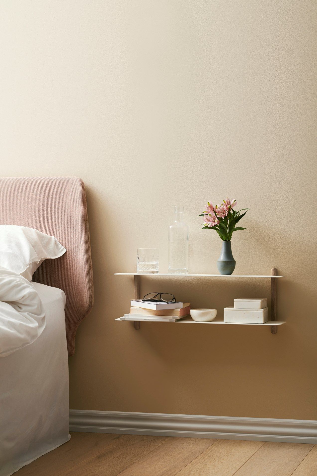 Стальная и деревянная полка Gejst Nivo ARCH-00117573