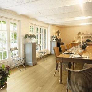 Паркетная доска Maestro Club Rhythm-10 ель RB 101 Дуб Натур с брашью (Текстурированная) 1503х161 мм.